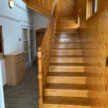 Pingvin Cukraszda Felso Szint