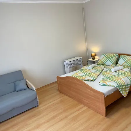 Pingvin Cukrászda Felső Szint Vendégház 3*