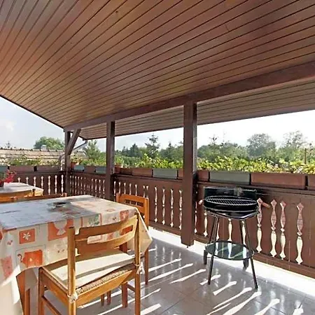 Guest house Pingvin Cukraszda Felso Szint Balatonmariafurdo