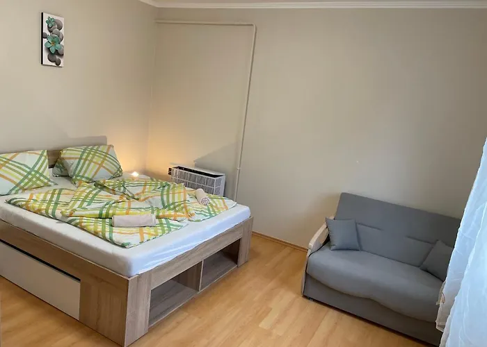 Pingvin Cukraszda Felso Szint Balatonmáriafürdő