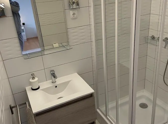 בית הארחה Pingvin Cukraszda Felso Szint Balatonmáriafürdő